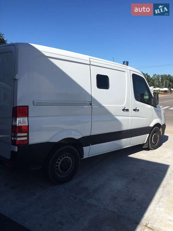 Бронированный автомобиль Mercedes-Benz Sprinter 2018 в Киеве фото 16 Бронированный автомобиль Mercedes-Benz Sprinter 2018 в Киеве