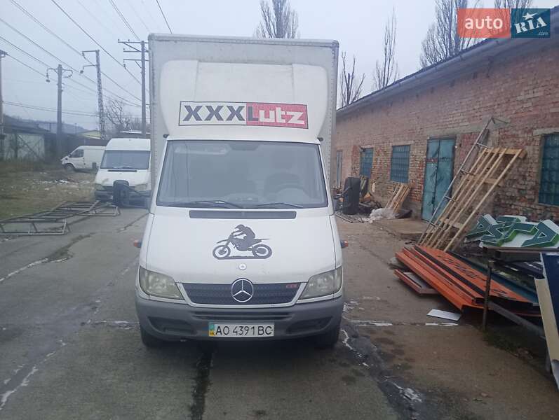 Грузовой фургон Mercedes-Benz Sprinter 2006 в Мукачево