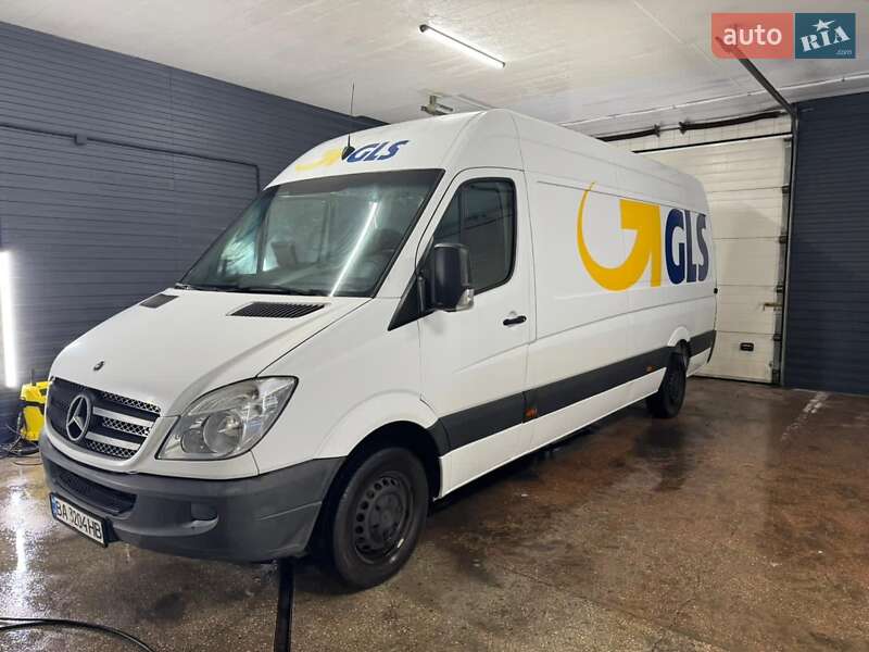 Грузовой фургон Mercedes-Benz Sprinter 2013 в Кропивницком фото 2 Грузовой фургон Mercedes-Benz Sprinter 2013 в Кропивницком