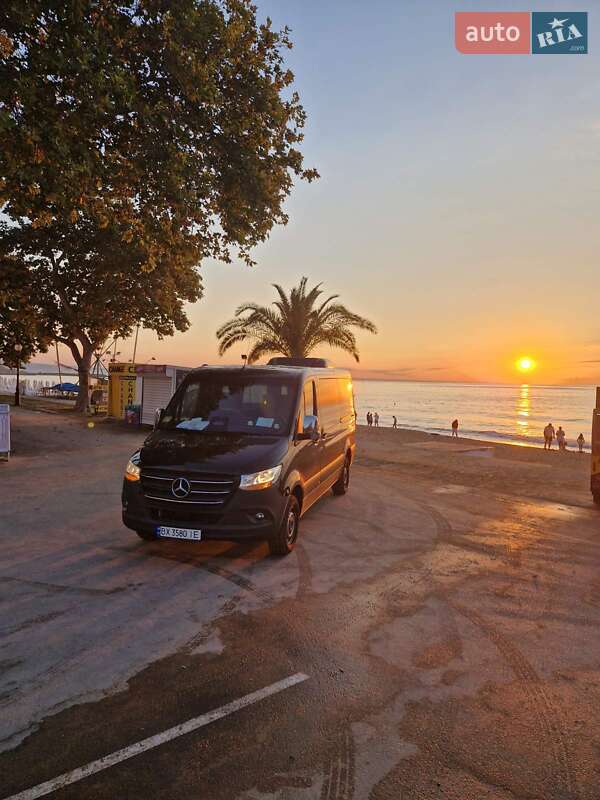 Mercedes-Benz Sprinter 2025