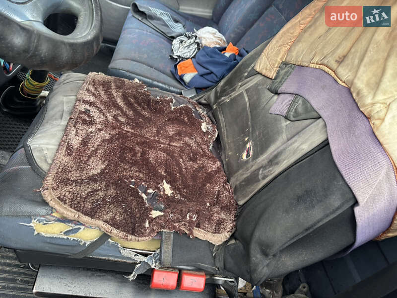 Вантажний фургон Mercedes-Benz Sprinter 1999 в Чорнухах фото 9 Вантажний фургон Mercedes-Benz Sprinter 1999 в Чорнухах