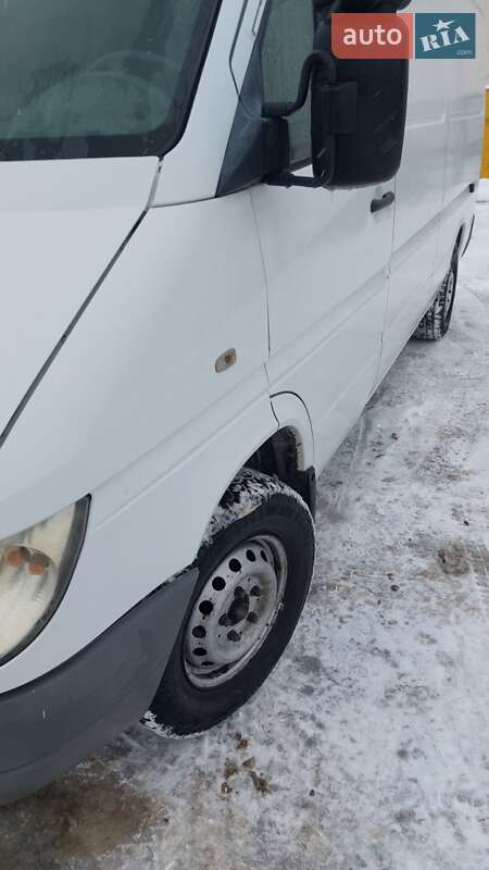 Грузовой фургон Mercedes-Benz Sprinter 2005 в Виннице