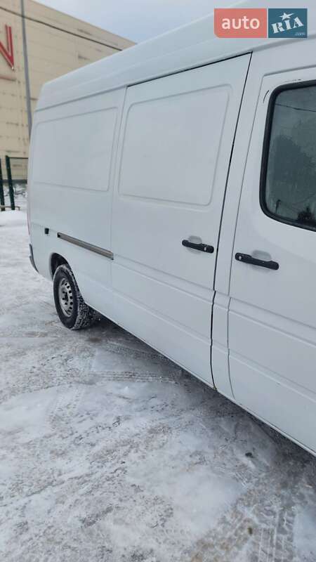 Грузовой фургон Mercedes-Benz Sprinter 2005 в Виннице