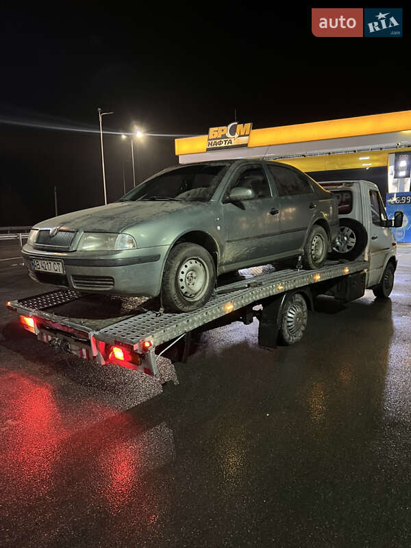 Эвакуатор Mercedes-Benz Sprinter 1999 в Виннице