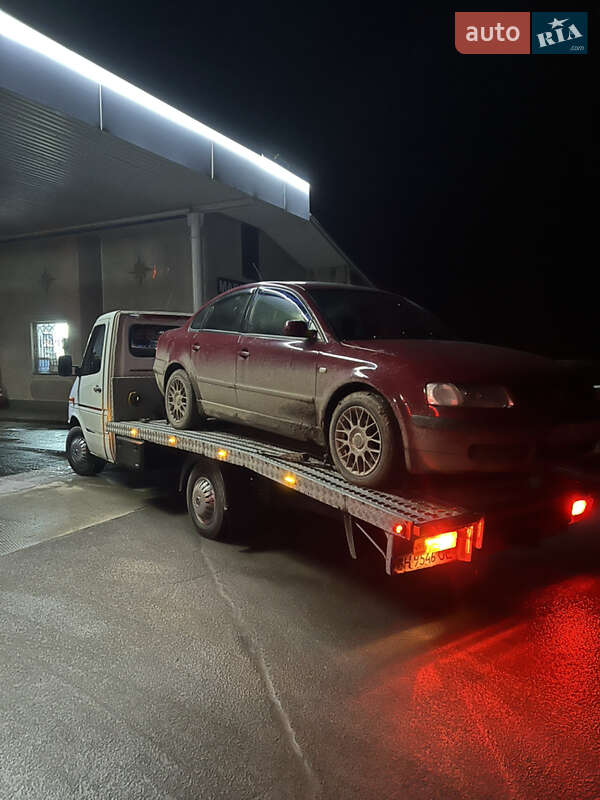 Эвакуатор Mercedes-Benz Sprinter 1999 в Виннице