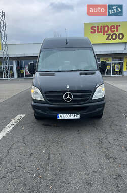 Вантажний фургон Mercedes-Benz Sprinter 2012 в Івано-Франківську