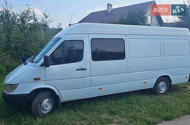 Вантажний фургон Mercedes-Benz Sprinter 2004 в Івано-Франківську