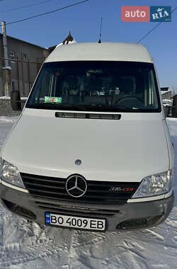 Грузовой фургон Mercedes-Benz Sprinter 2001 в Копычинце
