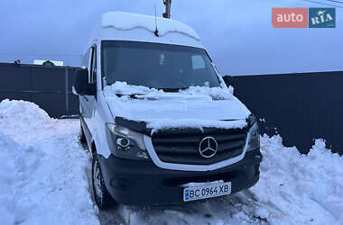 Універсал Mercedes-Benz Sprinter 2016 в Львові