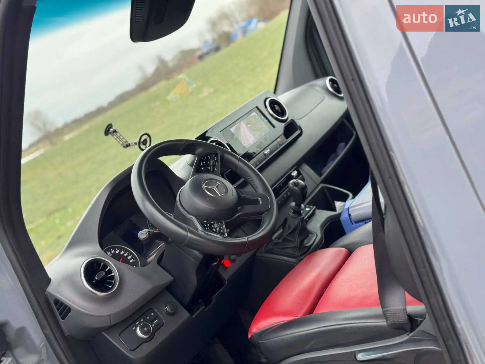 2020 Mercedes-Benz Sprinter - мініатюра 13