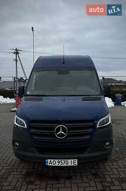 Грузовой фургон Mercedes-Benz Sprinter 2021 в Хусте