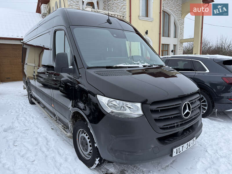 Mercedes-Benz Sprinter 2021
