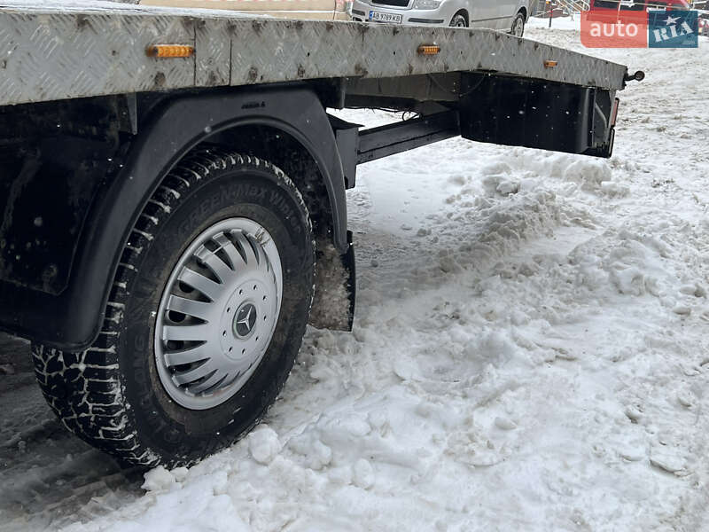 Эвакуатор Mercedes-Benz Sprinter 1999 в Виннице