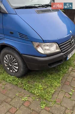 Грузовой фургон Mercedes-Benz Sprinter 2002 в Глыбокой