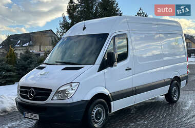 Грузовой фургон Mercedes-Benz Sprinter 2012 в Ивано-Франковске