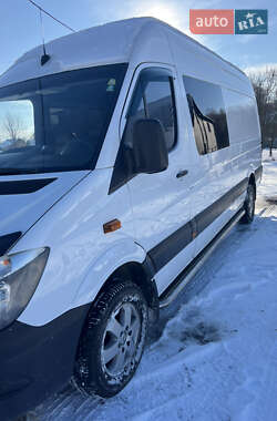 Вантажопасажирський фургон Mercedes-Benz Sprinter 2016 в Сторожинці