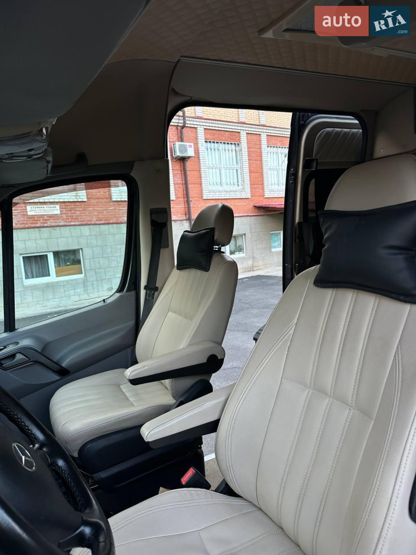2012 Mercedes-Benz Sprinter - мініатюра 14