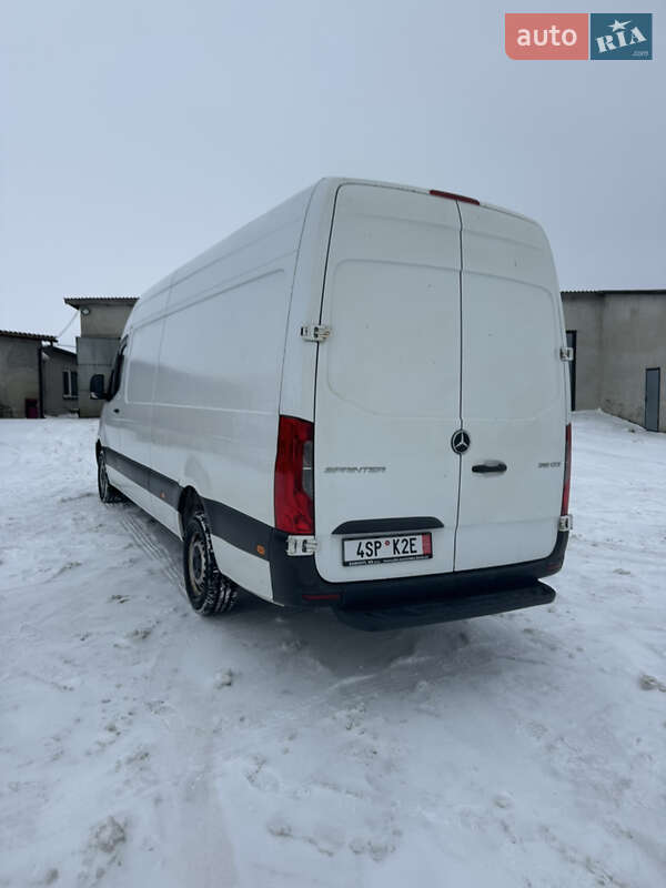 Микроавтобус грузовой (до 3,5т) Mercedes-Benz Sprinter 2018 в Залещиках