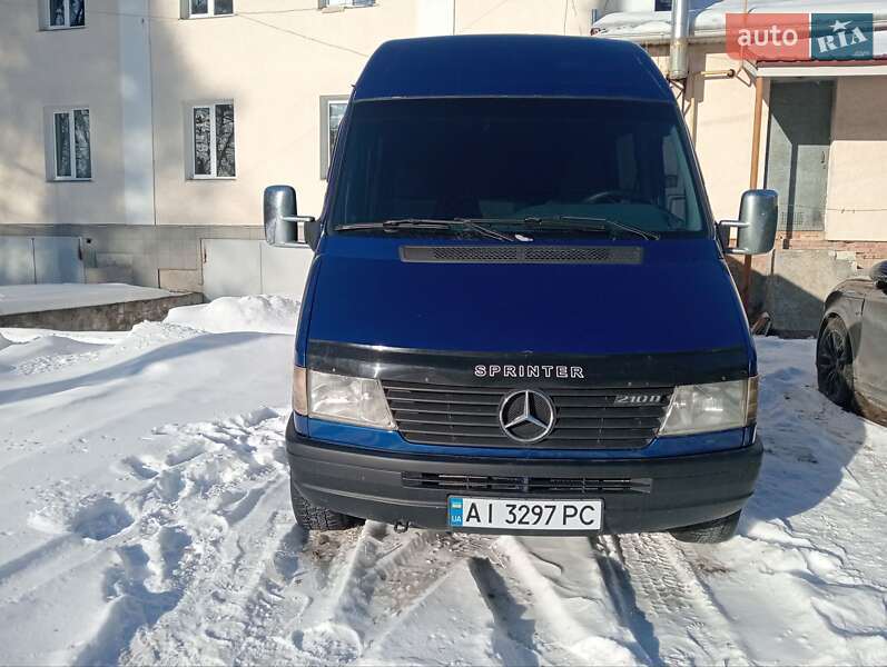 Микроавтобус Mercedes-Benz Sprinter 1997 в Буче