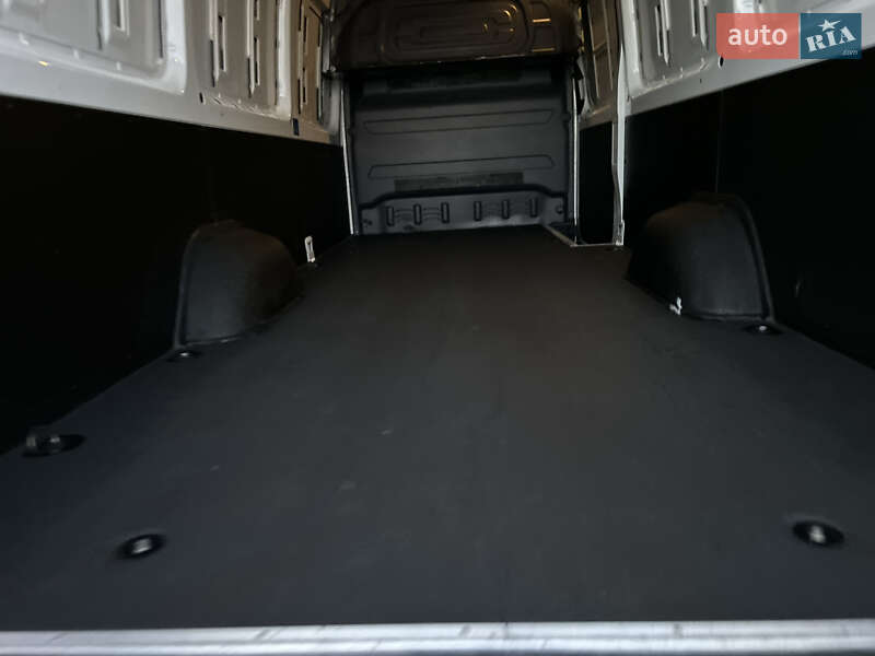 Грузовой фургон Mercedes-Benz Sprinter 2021 в Стрые