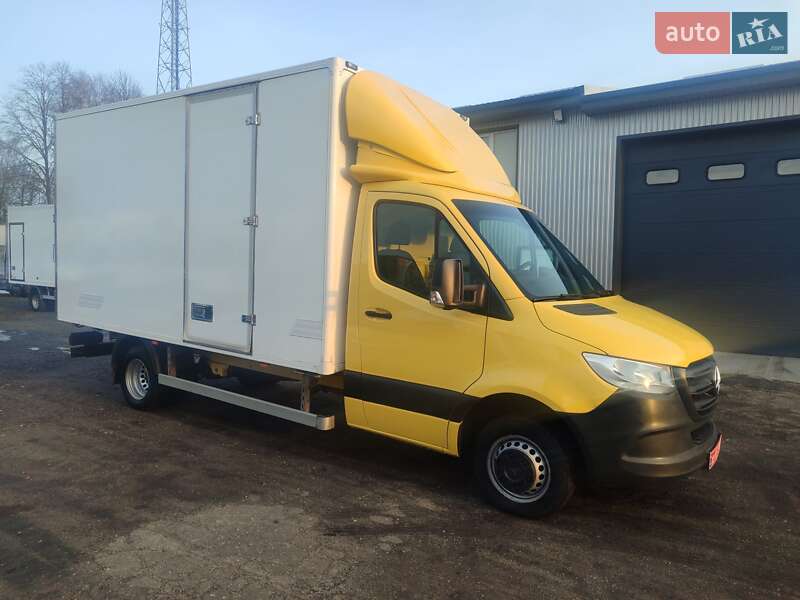 Mercedes-Benz Sprinter 2021