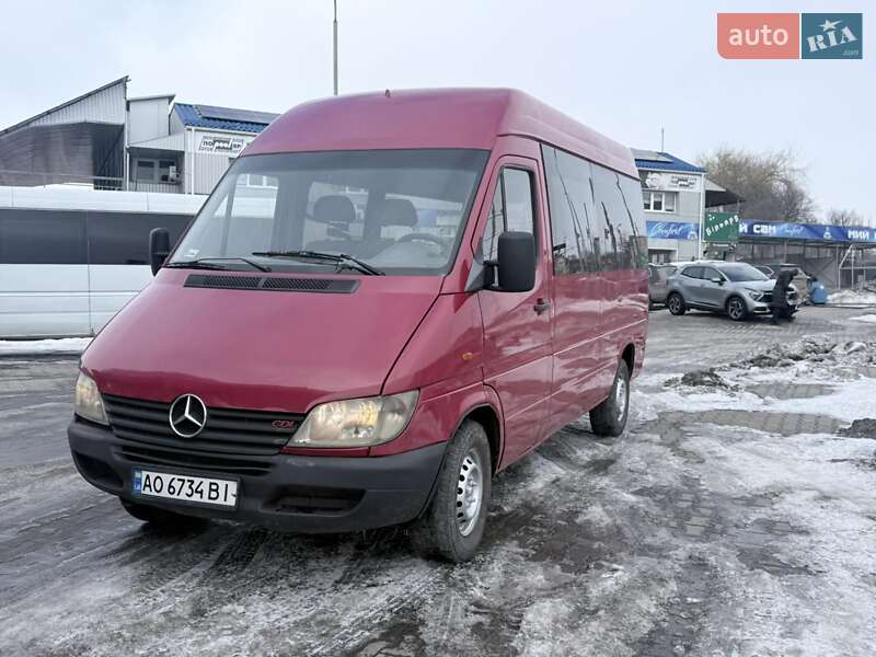 Вантажопасажирський фургон Mercedes-Benz Sprinter 2000 в Хмельницькому