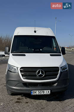 Грузовой фургон Mercedes-Benz Sprinter 2024 в Ровно