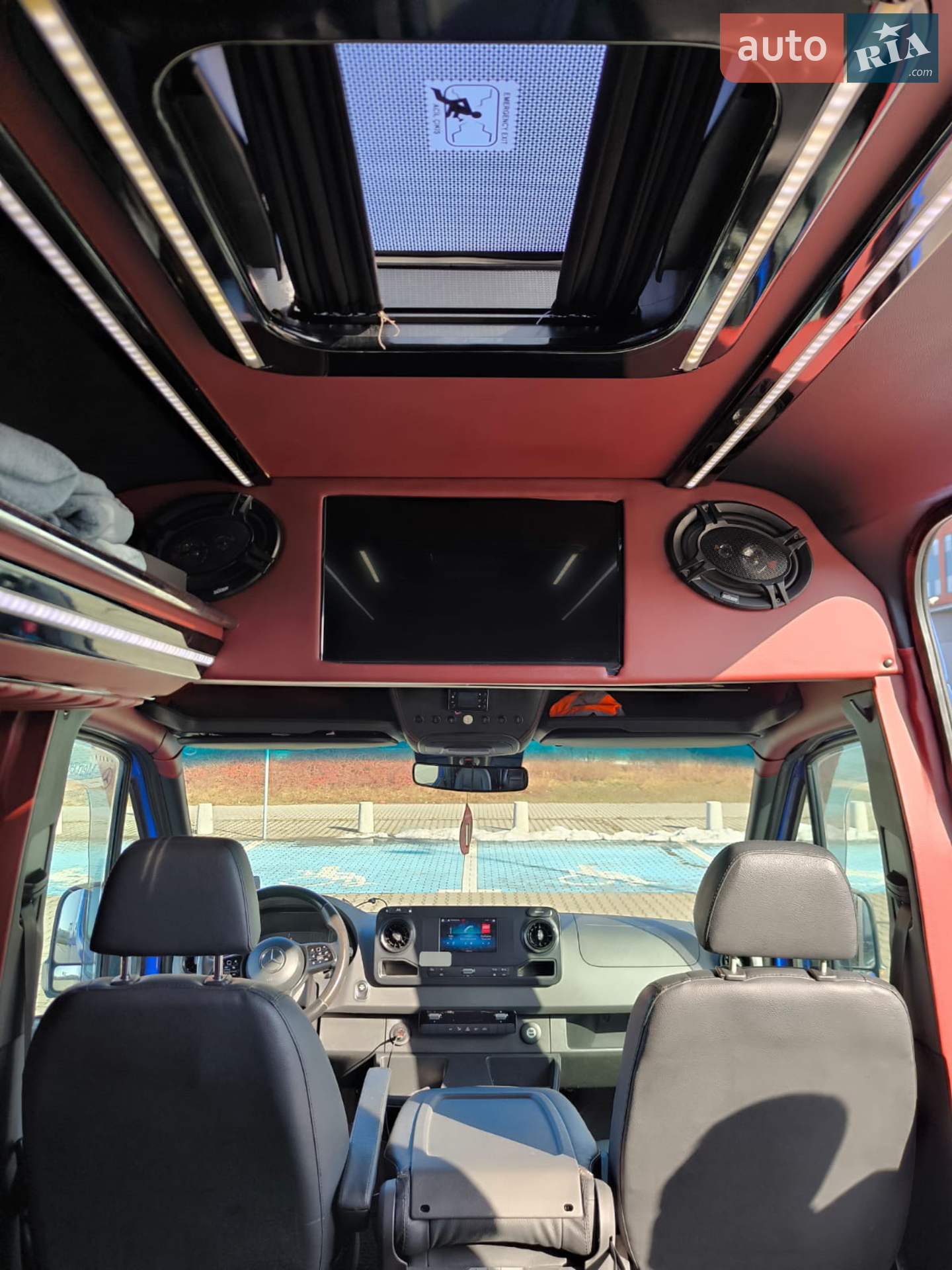 2019 Mercedes-Benz Sprinter - мініатюра 12