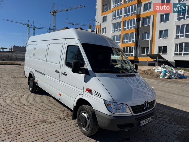 Mercedes-Benz Sprinter 2005