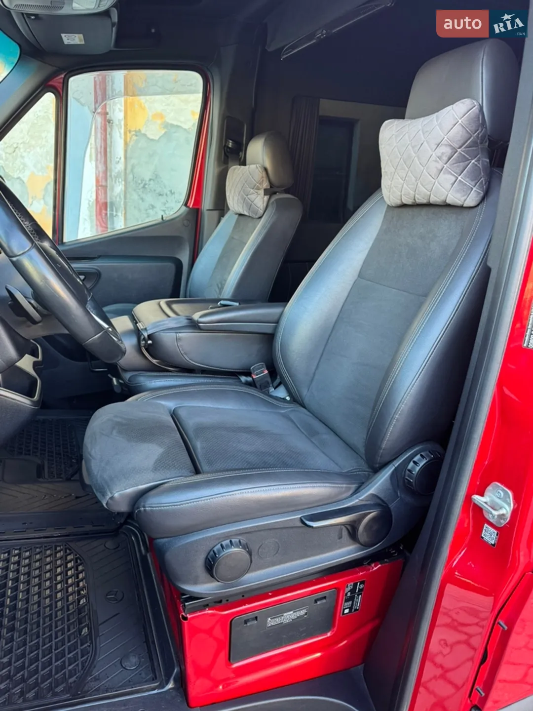 2021 Mercedes-Benz Sprinter - мініатюра 25