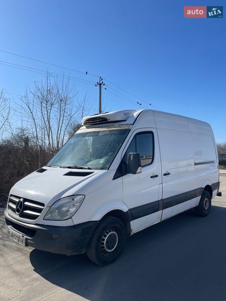 Mercedes-Benz Sprinter 2013