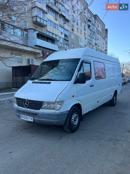 Mercedes-Benz Sprinter 2000 Mercedes-Benz Sprinter 2000