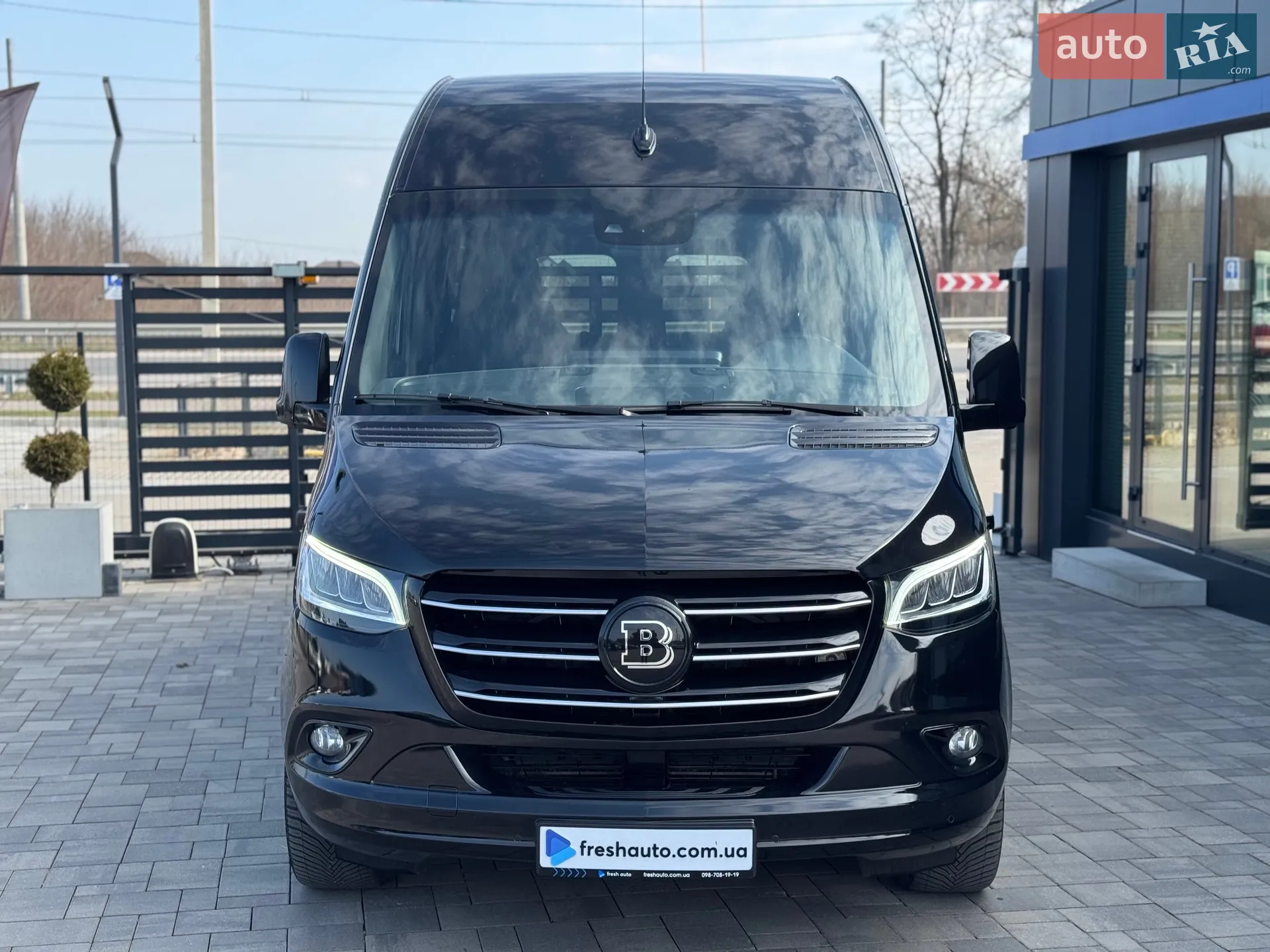 2019 Mercedes-Benz Sprinter - мініатюра 2