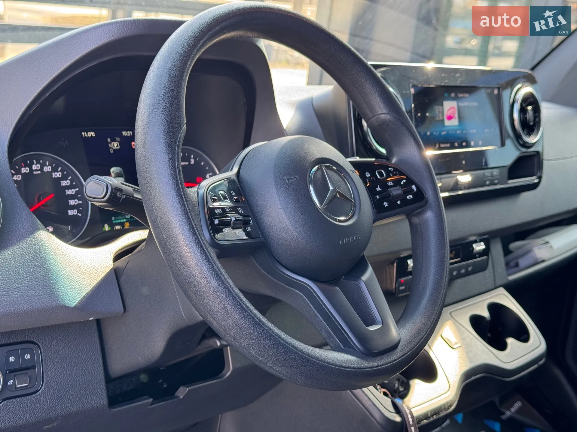 2019 Mercedes-Benz Sprinter - мініатюра 17
