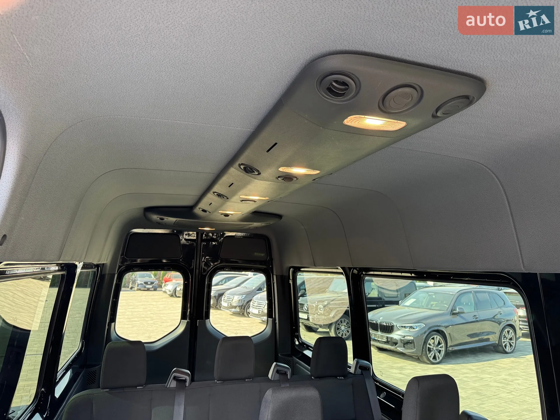 2019 Mercedes-Benz Sprinter - мініатюра 29
