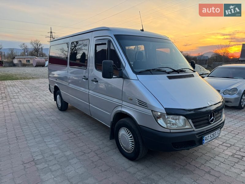 Mercedes-Benz Sprinter 2004
