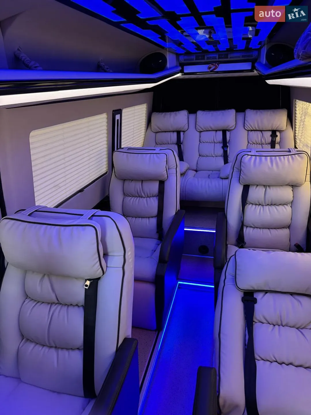 2015 Mercedes-Benz Sprinter - мініатюра 34