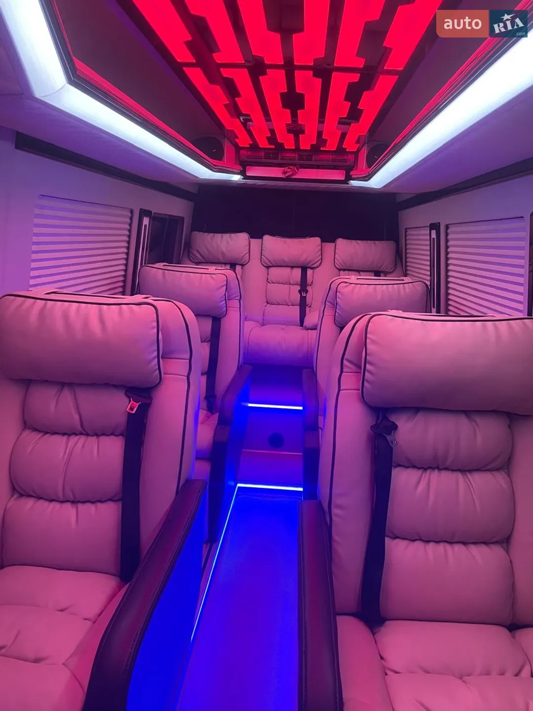 2015 Mercedes-Benz Sprinter - мініатюра 57