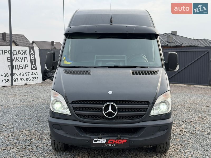 Микроавтобус Mercedes-Benz Sprinter 2011 в Стрые