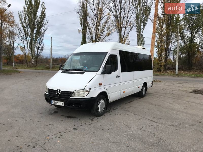 Mercedes-Benz Sprinter 2000