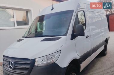 Вантажний фургон Mercedes-Benz Sprinter 2019 в Львові