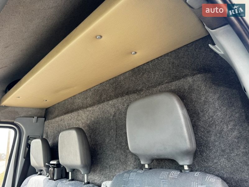 Грузовой фургон Mercedes-Benz Sprinter 2004 в Виннице