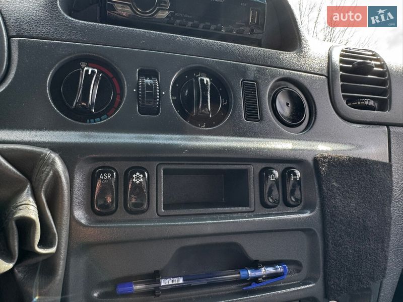 Грузовой фургон Mercedes-Benz Sprinter 2004 в Виннице