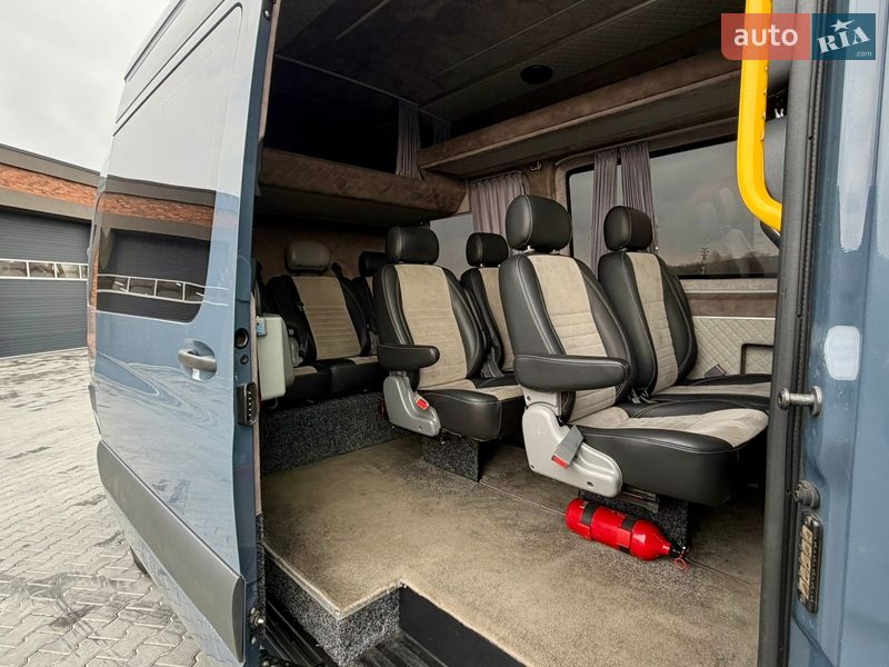 Минивэн Mercedes-Benz Sprinter 2019 в Черновцах