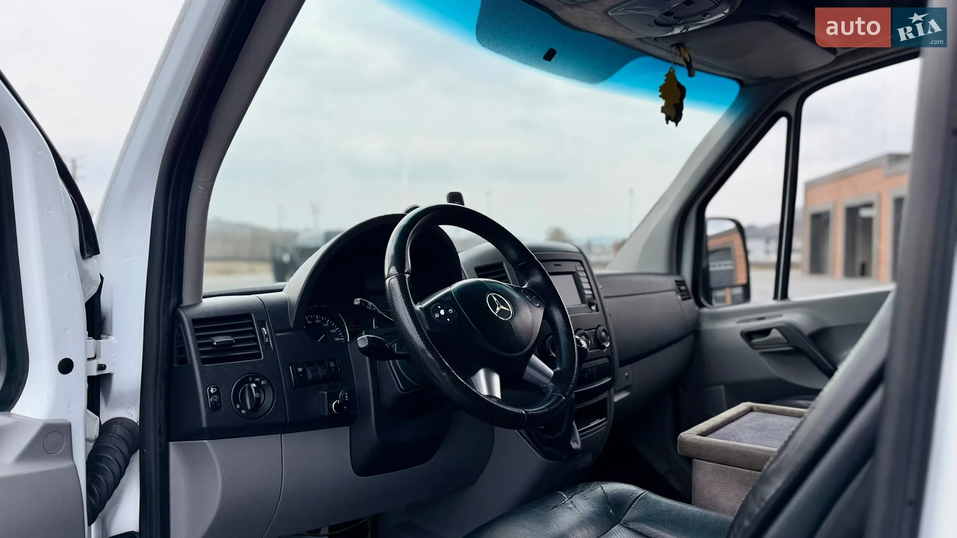 2018 Mercedes-Benz Sprinter - мініатюра 33