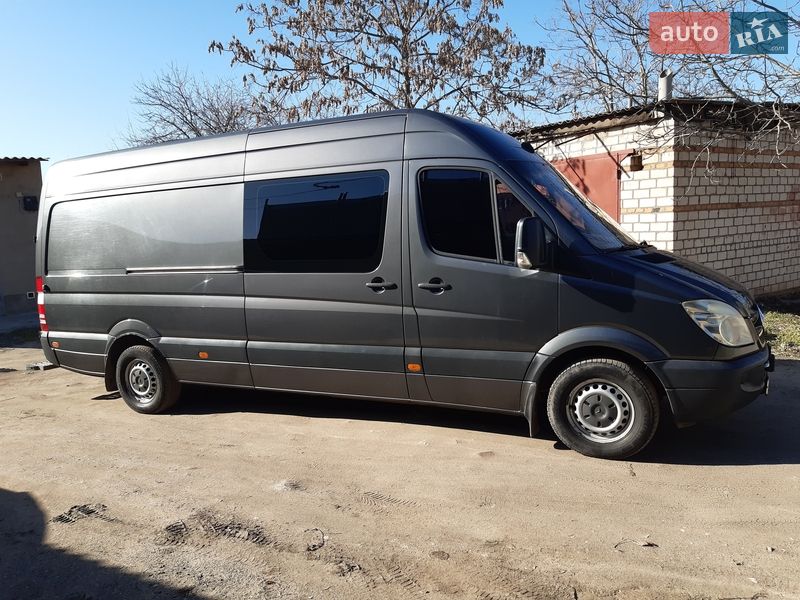 Грузопассажирский фургон Mercedes-Benz Sprinter 2011 в Николаеве