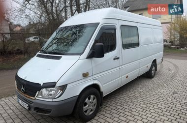 Вантажопасажирський фургон Mercedes-Benz Sprinter 2005 в Чернівцях