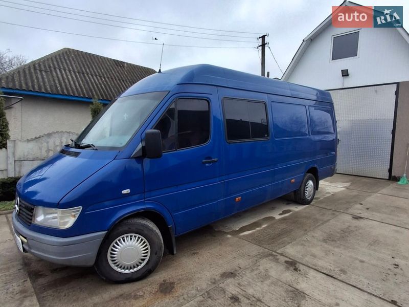 Грузопассажирский фургон Mercedes-Benz Sprinter 1999 в Романковцах