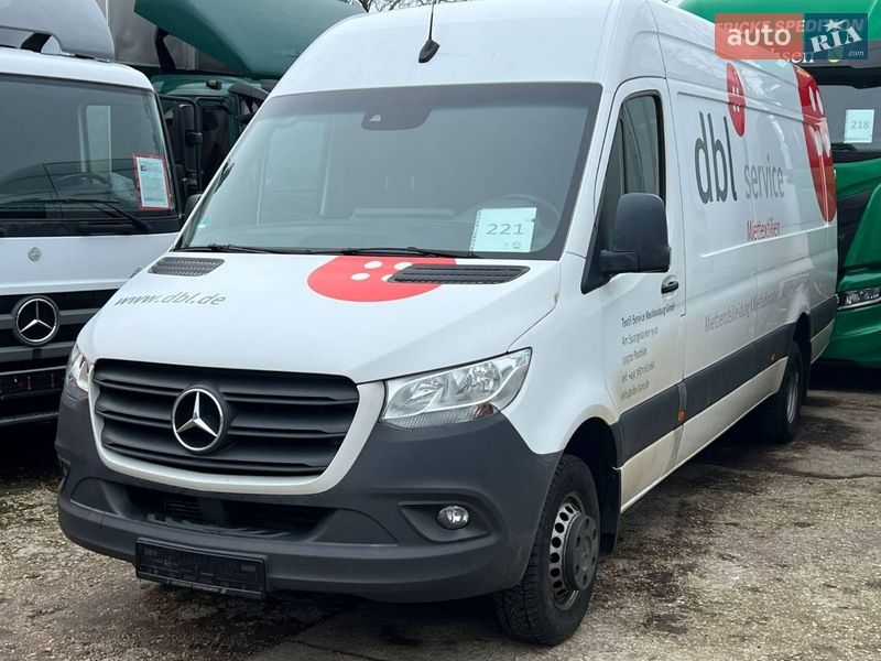 Грузовой фургон Mercedes-Benz Sprinter 2020 в Чудее