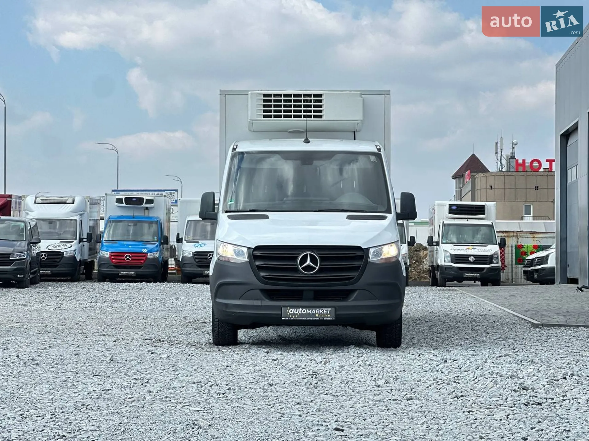 2020 Mercedes-Benz Sprinter - мініатюра 12
